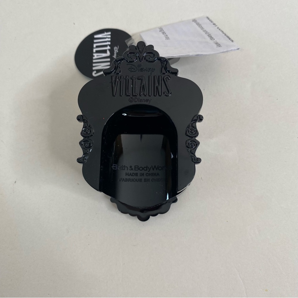 Bath & Body Works Disney Villains Evil Queen Light Up Pocketbac Holder NWT - Picture 2 of 4